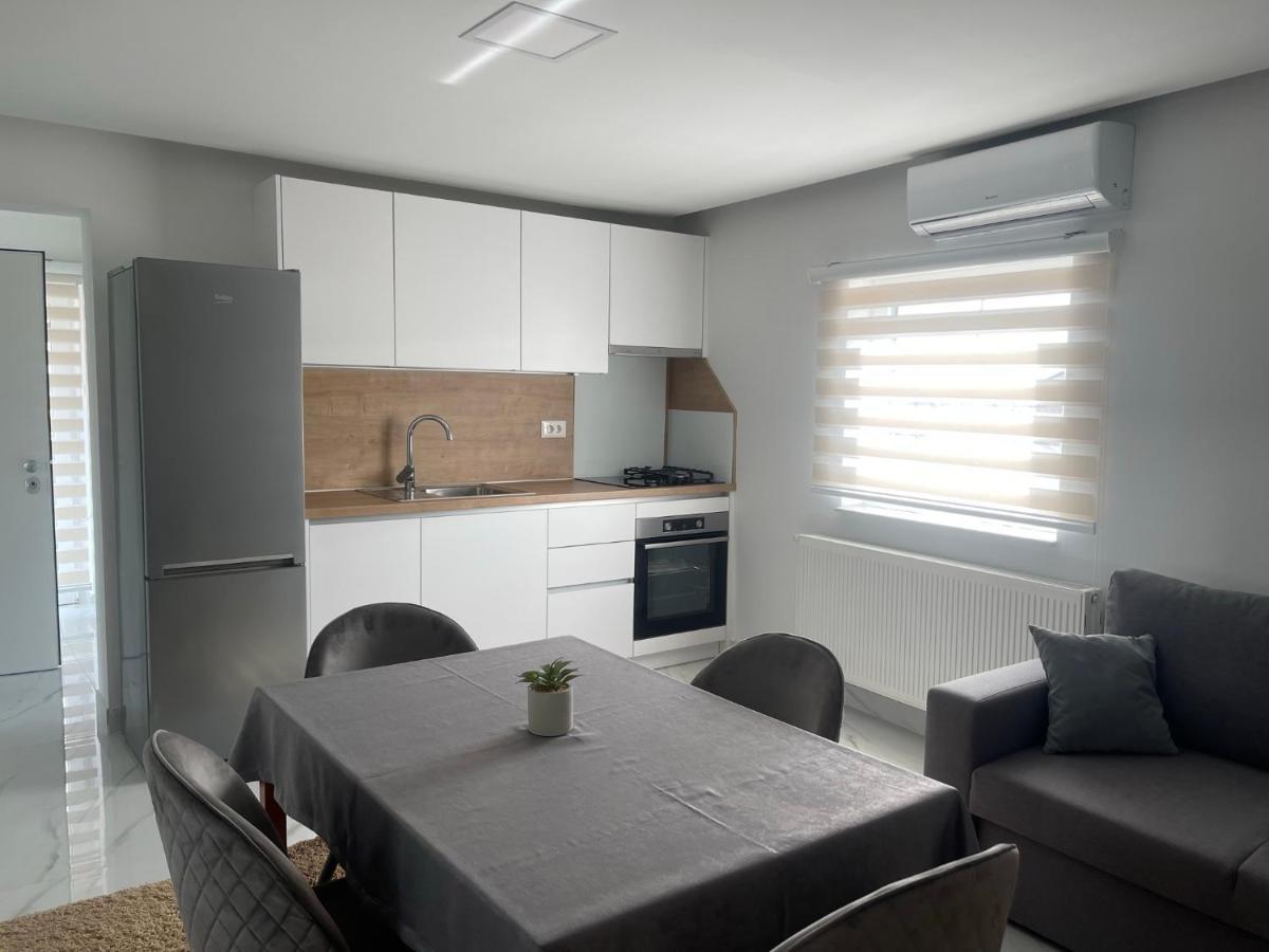 Rozi Apartments Загреб Экстерьер фото