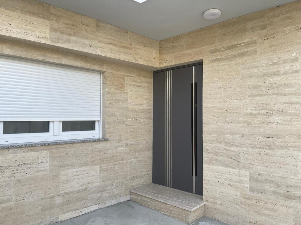 Rozi Apartments Загреб Экстерьер фото