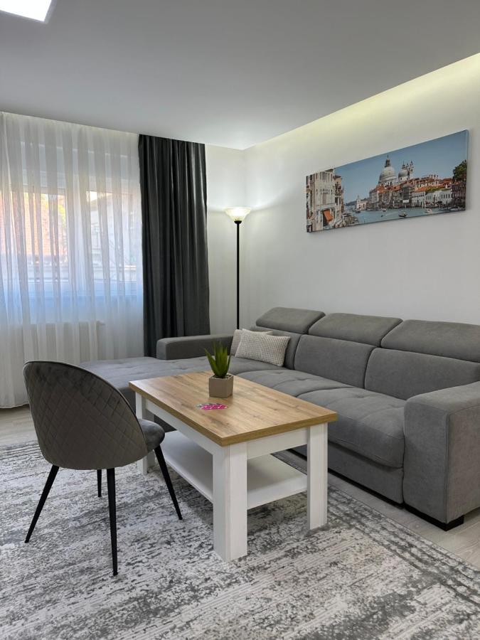 Rozi Apartments Загреб Экстерьер фото
